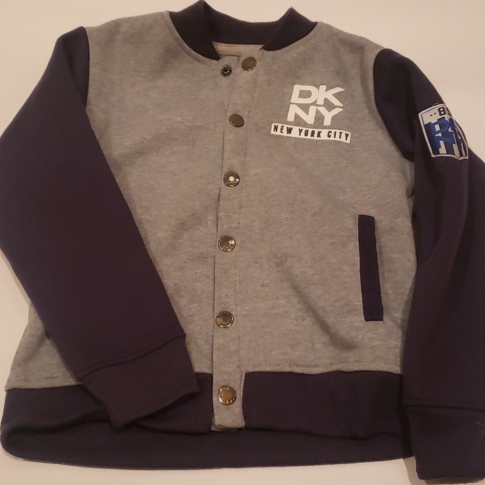 DKNY Boys Sweatshirt/Jacket NWOT Size 5